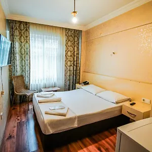 2* Hotel Sahra
