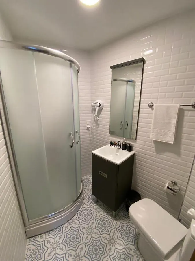 Gen Suites Cibali Istanbul 2*,